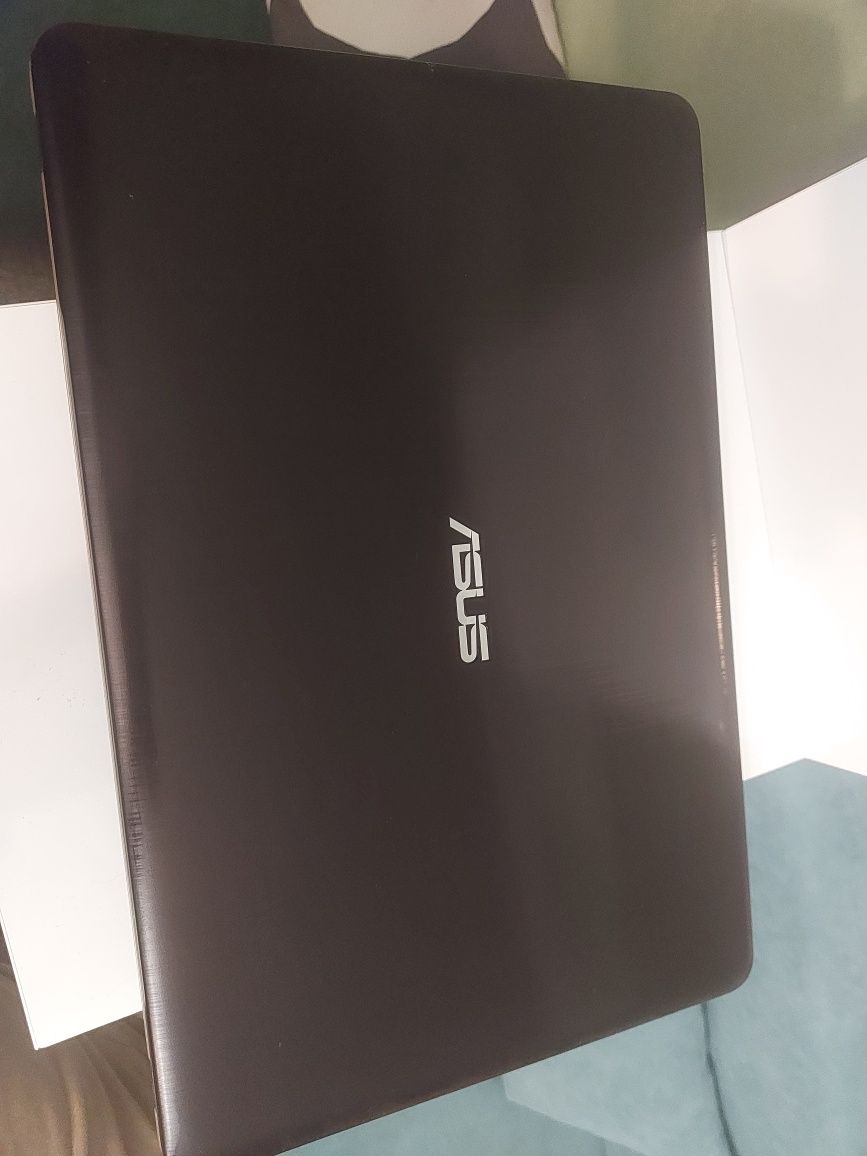 Asus VivoBook Max X541N