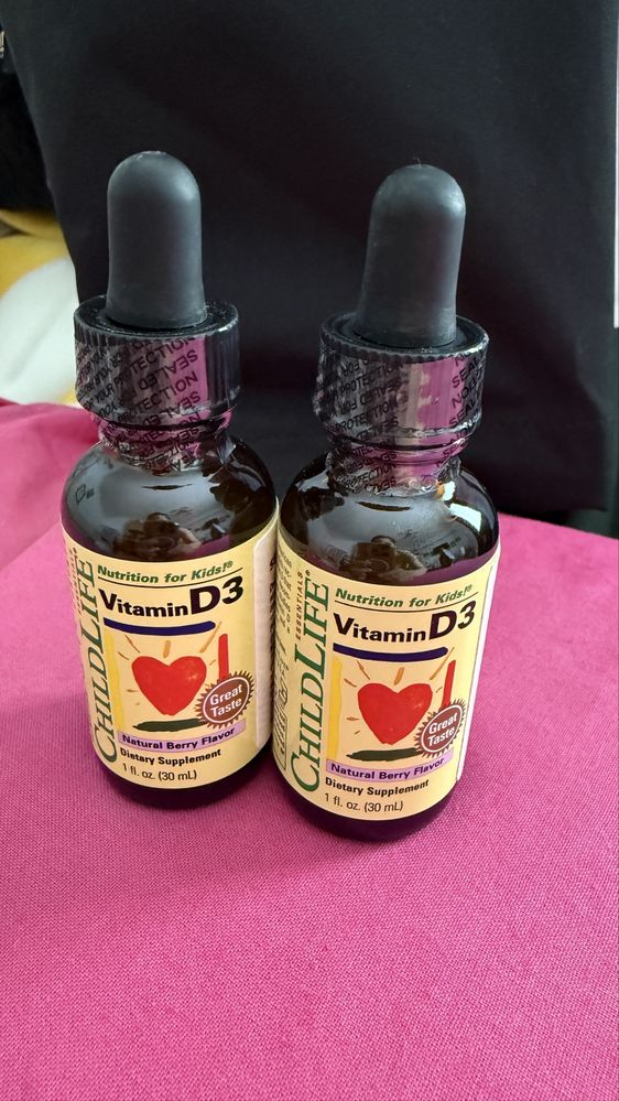 Vand 2 sticlute sigilate de Vitamina D3 Secom