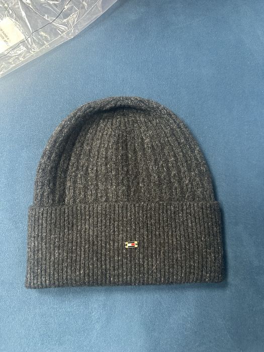 Шапка Tommi Hilfigger