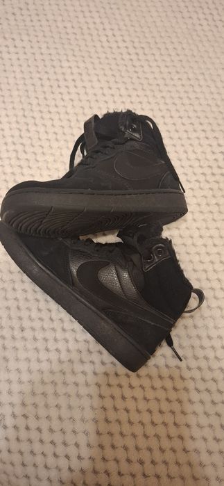 Зимни кецове Nike, 35.5 номер