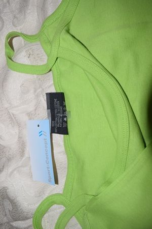Pantaloni lejeri trei sfert si maieu sport dama