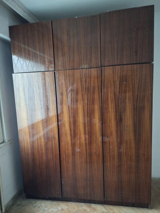 Подаравам стари мебели