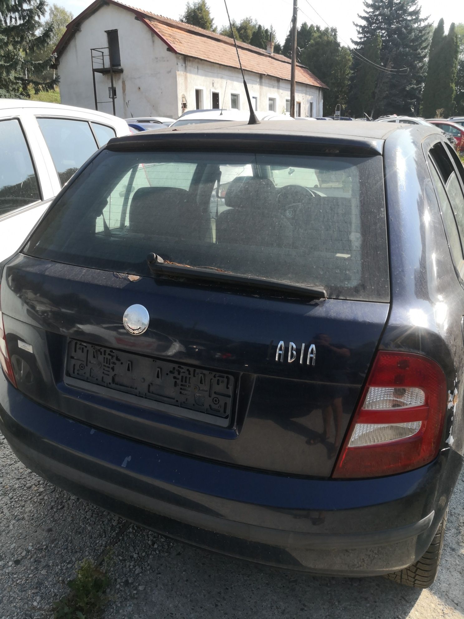 Dezmembrez Skoda Fabia 1.4 benzină 2002