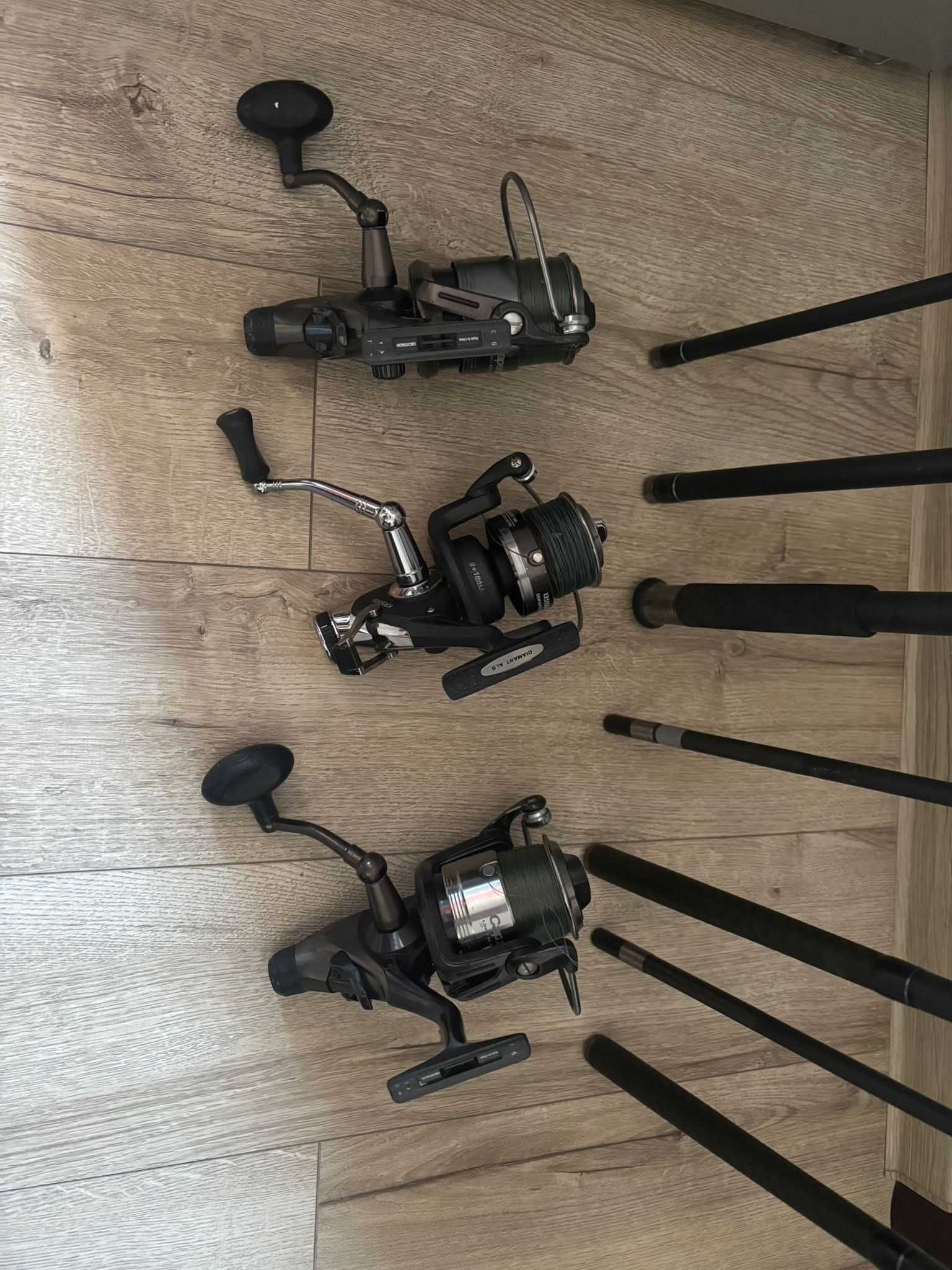 Vand SET DE 3 Lansete+3 Mulinete+husa de transport  stare buna!