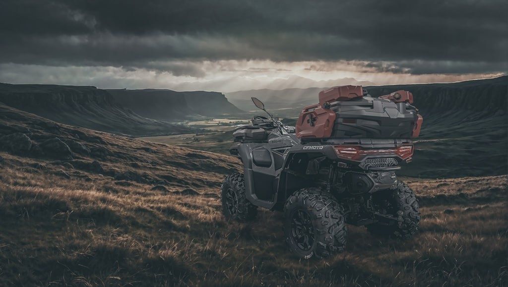 Качествени куфари Tesseract за Can Am outlander G3 2025, Cfmoto X10