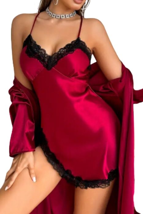 Compleu satinat rosu cu dantela m