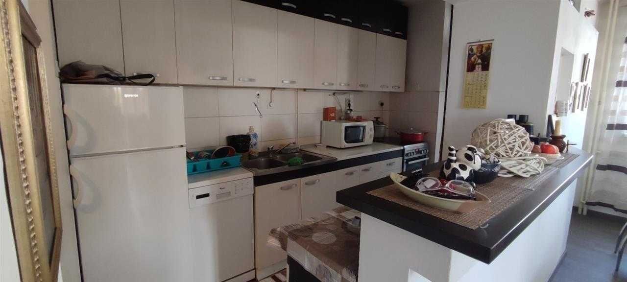 Дава се под наем Двустаен апартамент в София, Карпузица - 65 кв.м за 408 € - Снимка #2