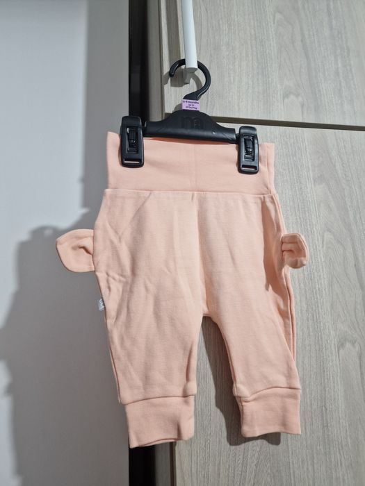 Vând articole fetita 0-3 luni