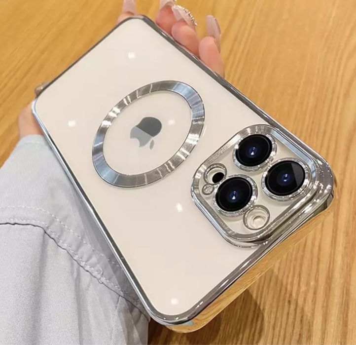 Iphone 14/15/16e/17 PLUS PRO MAX Husa Silicon 0,2mm Lucioasa Cerc Magn