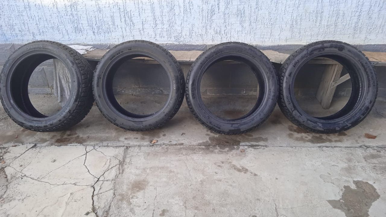 Зимние шины 245/45 R18