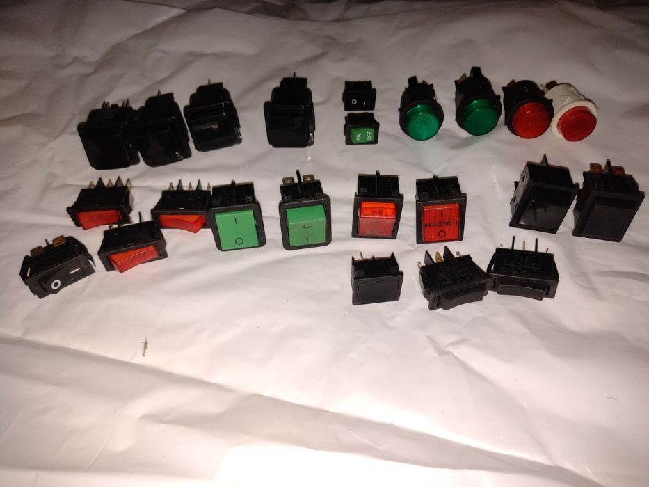 Vând diverse întrerupătoare noi de calitate produse in Romania!