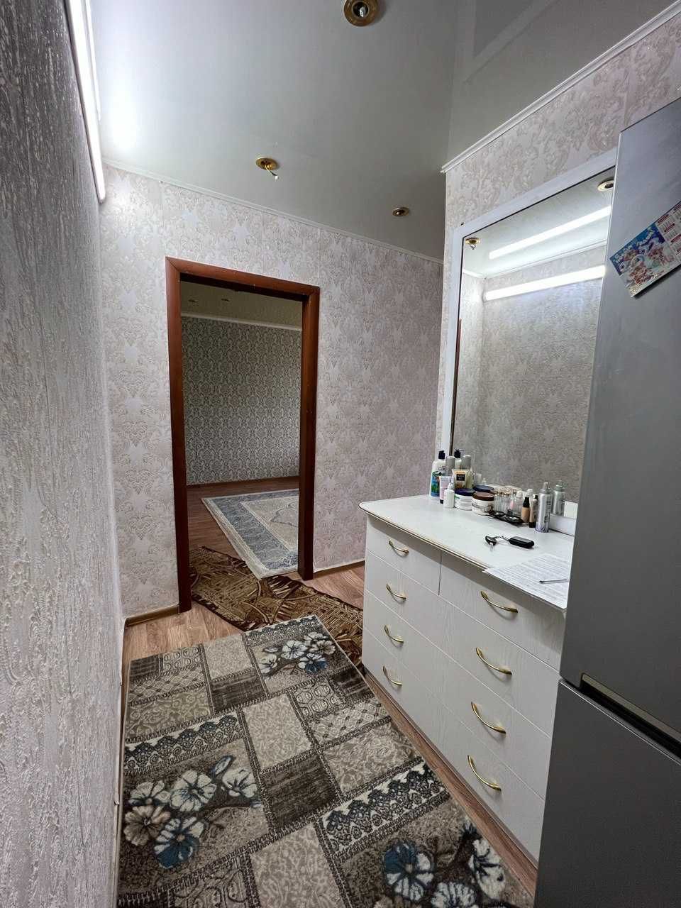 Продаётся отличная 2-х комнатная квартира по улице Узкоколейная.