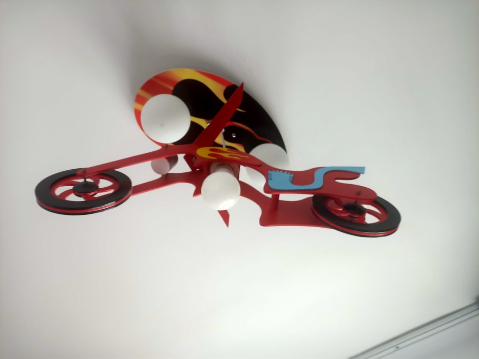 Люстра мотоциккл сатылады, бағасы 10 мың теңге