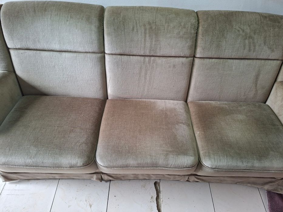 Vând canapea extensibila