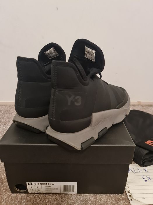 Vând - ghete adidas Y 3 - model Noci Low - mărimea 42 2/3