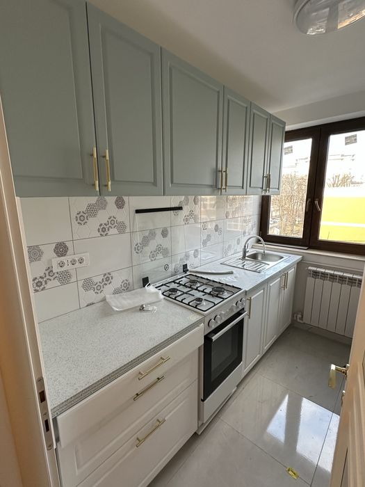 Rulou exterior aluminiu, plase tantari, montez mobila, glaf geam