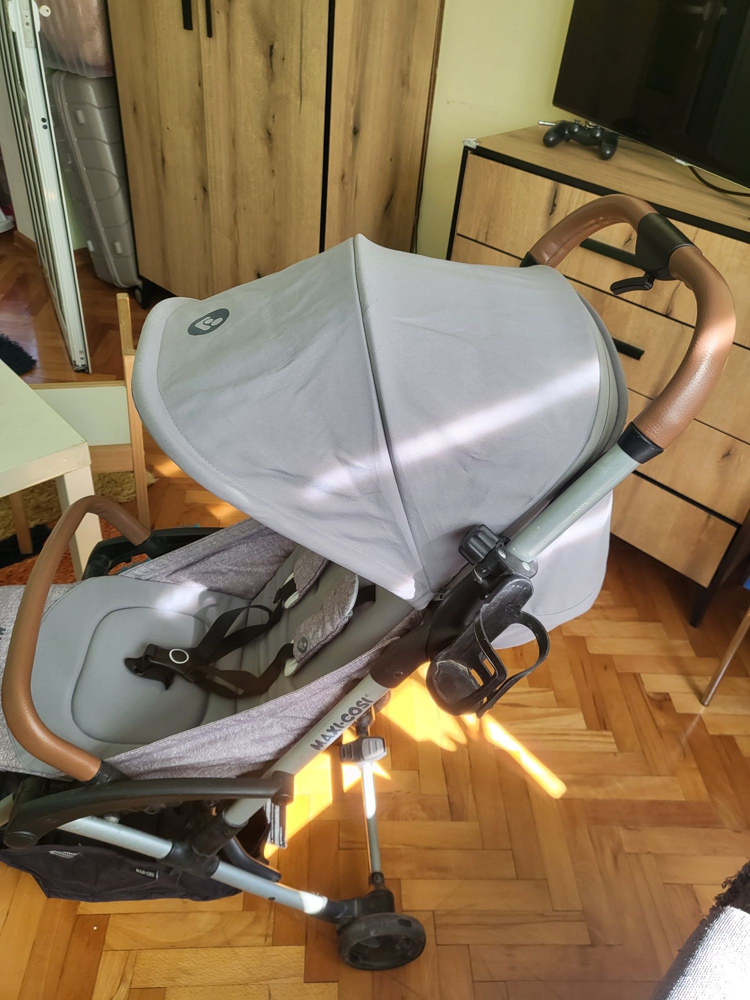 Бебешка количка Maxi cosi