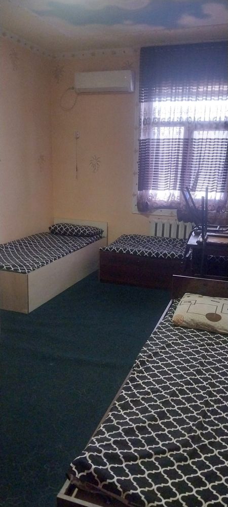 Hostel moshin bozor taraf