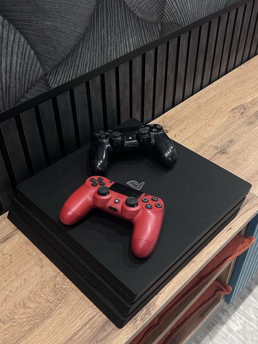 Ps 4 pro продам.