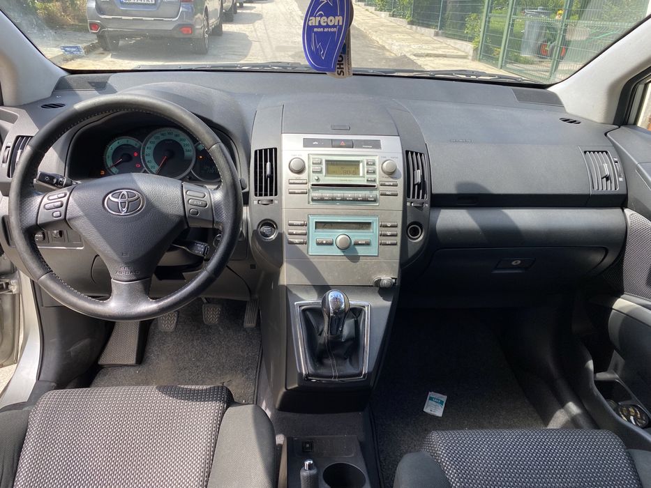 Toyota Corolla Verso Тойота Корола Версо 2.2 dcat 177кс На части!