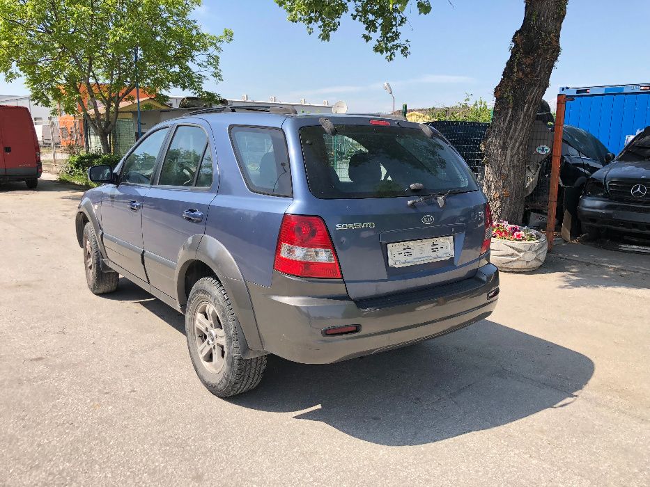 Kia Sorento  2.5 D 2005г. на части