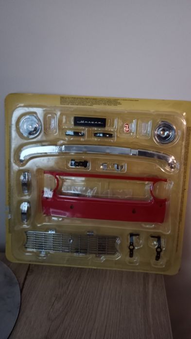 Първа част от комплекта за сглобяване на  Жигули