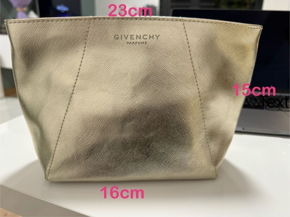 Козметични несесери и чанти Givenchy, DKNY, Boss