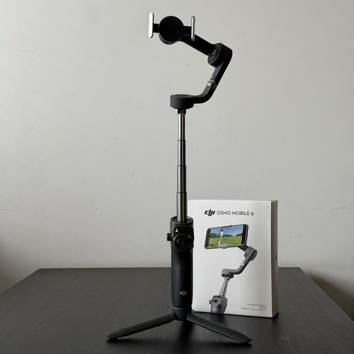 Стабилизация за телефон DJI Osmo Mobile 6