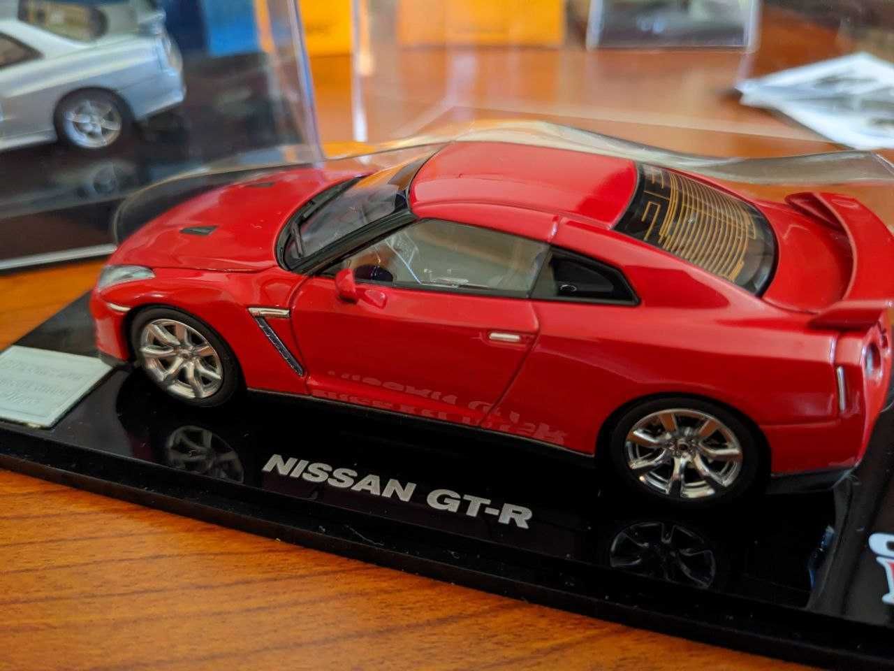 Модели Nissan GT-R, масштаб 1:43