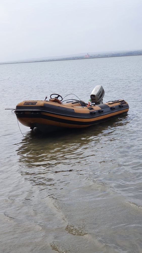 Barca Pneumatica Joker Boat cu motor peridoc inmatriculat si acte