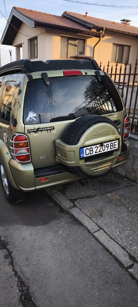 Jeep Cherokee KJ Renegade 2004 3.7.