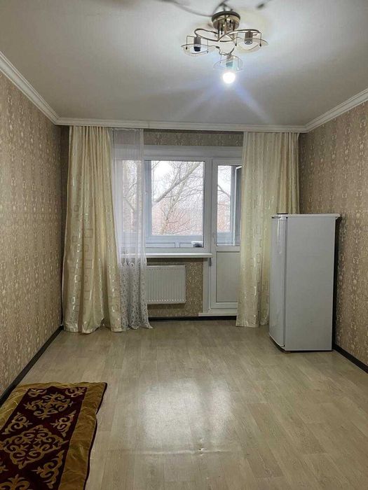 Продаю 2 ком. квартиру. 11а микрорайон