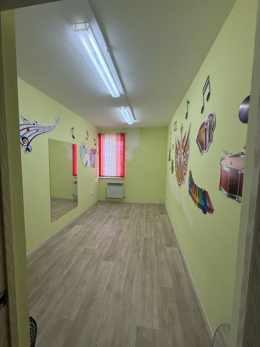 В учебном центре сдается в аренду кабинеты.