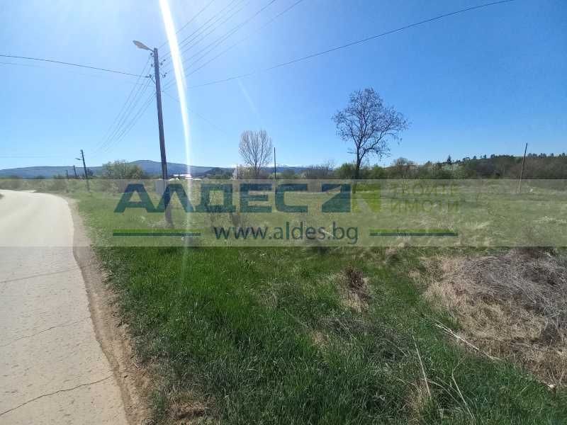Продава се Парцел в с. Долна Диканя, Област Перник - 2062 кв.м за 25 €/кв.м - Снимка #4