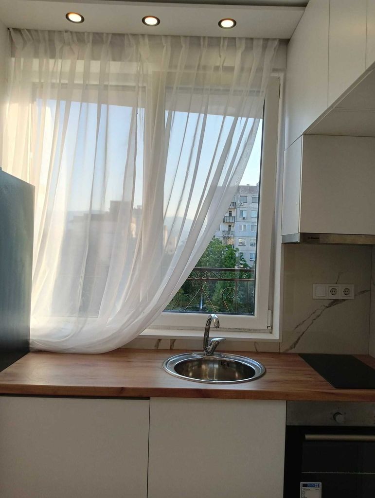 Продава се Двустаен апартамент в Пловдив, Южен - 69 кв.м за 1867 €/кв.м - Снимка #2