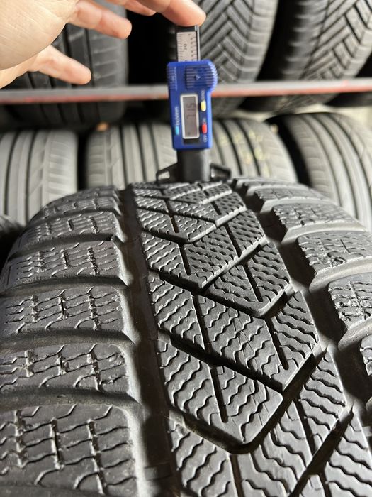 Anvelope 235/40/19 Pirelli 235 40 R19