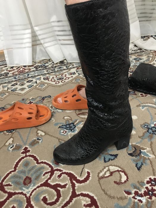 Продам сапоги , 37 р, натуральная кожа