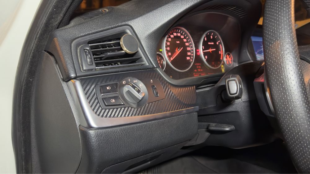 Colantare trimuri/Chrome delete/Lumini ambientale/Plafon instelat AUDI