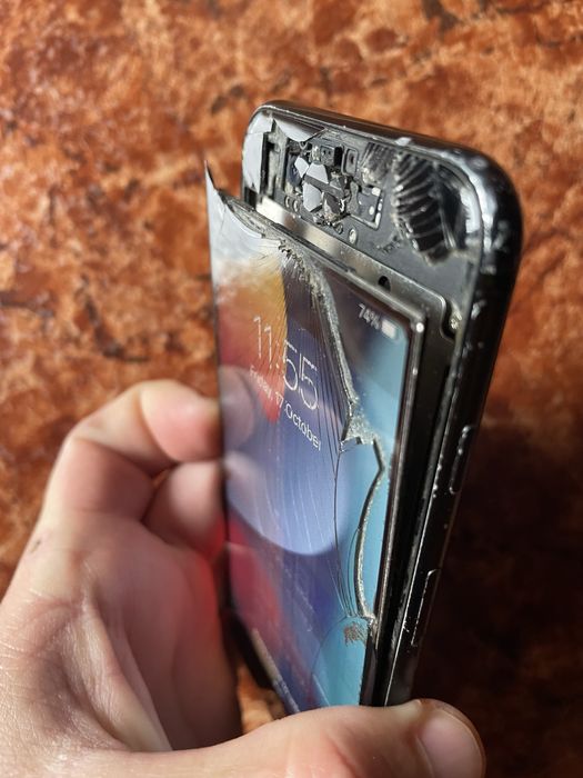 iPhone 7 128GB счупен дисплей