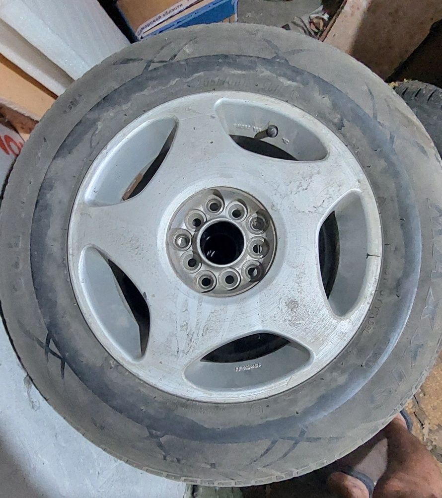 Шины на дисках  205/70 R15