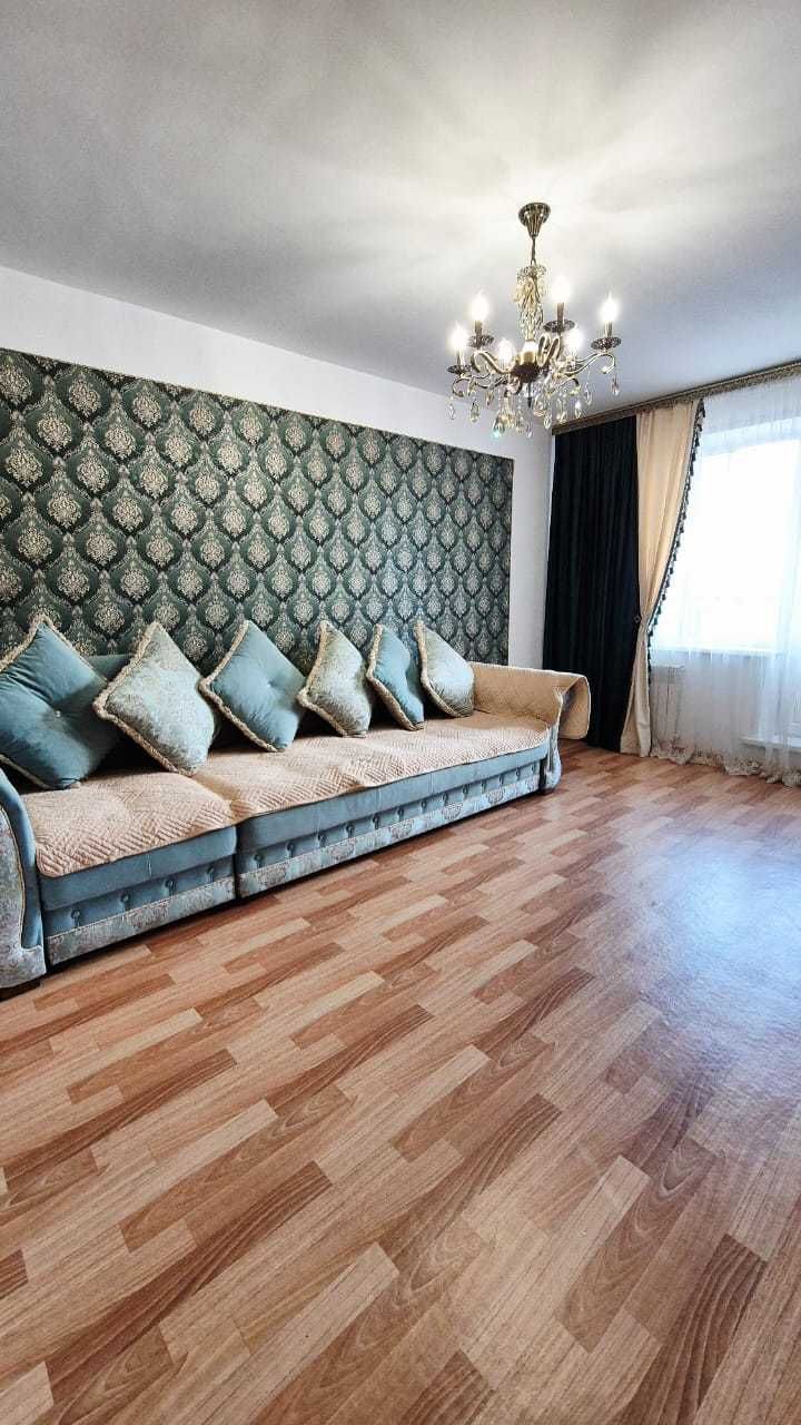 Продам 3комн квартиру 71м2 4/5 р-н Береке Не угловая