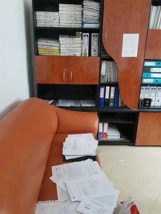 Inchiriez spatiu comercial,Deva, central