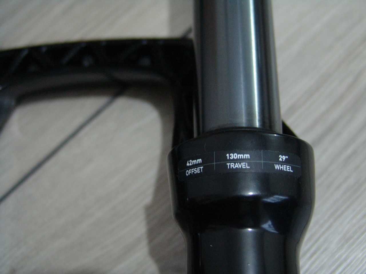 Furca cu maneta 29 RockShox 130mm/Noua