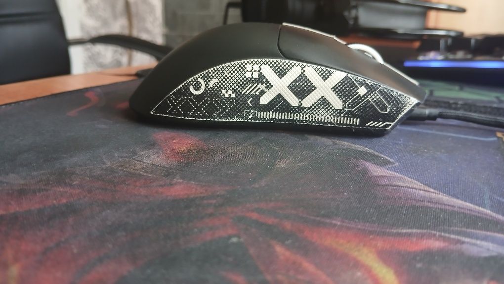 Продам игровую мышку attak sark x11