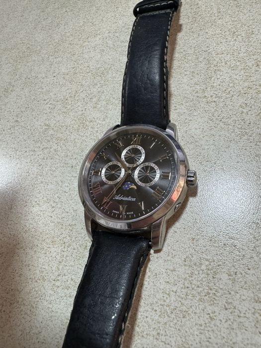 Продам наручные часы Adriatica (Швейцария)