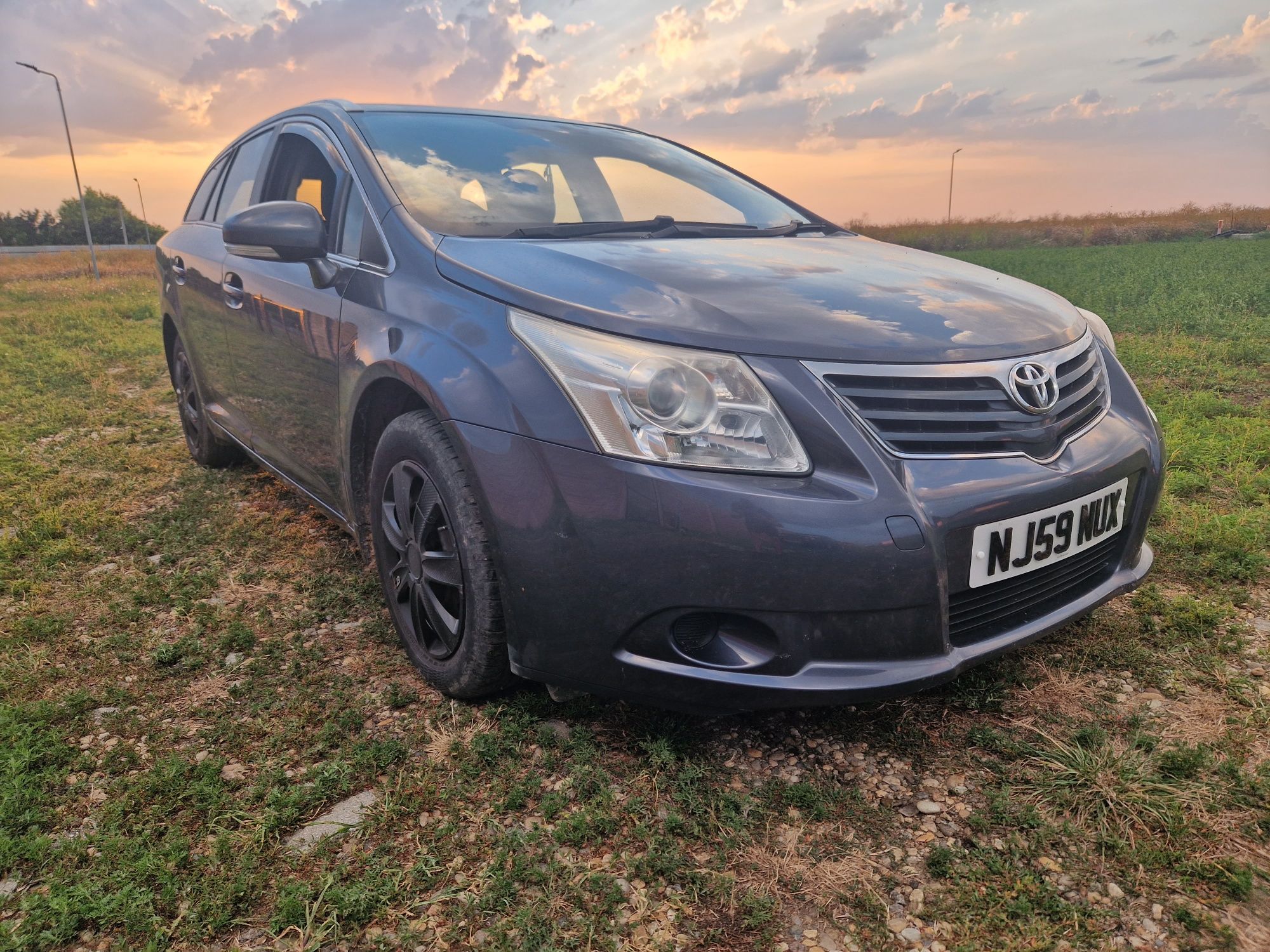 Dezmembrez Toyota Avensis T27 2009-15 motor 2.0 126 cp