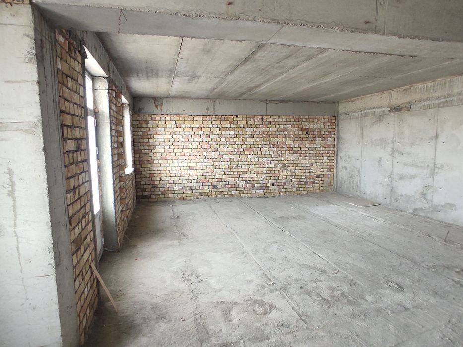 Yashnabodda kvartira sotiladi