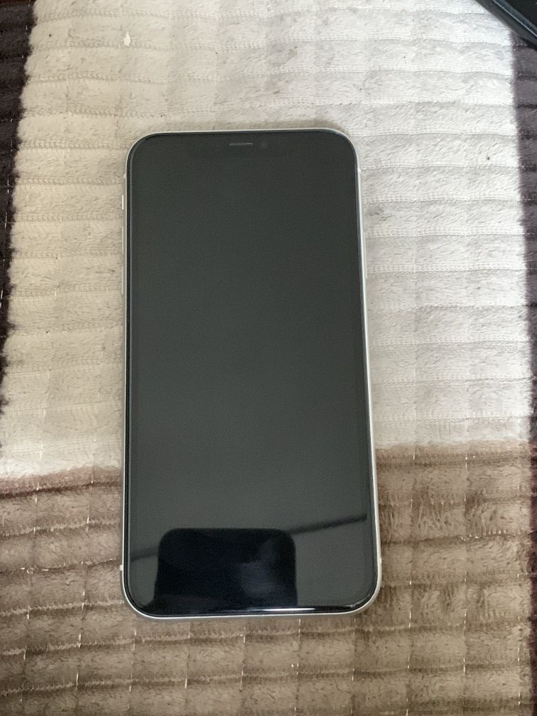 Iphone 11 64gb ЗАБЛОКИРОВАН