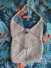 Ръчно плетена плажна чанта