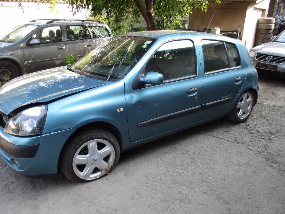 Renault Clio 1.5 DCI 2003 На Части